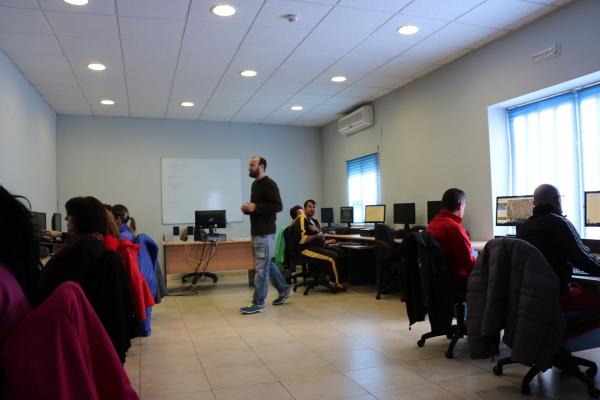 curso de informatica basica Ayuntamiento Miguelturra - diciembre 2015 - fuente Area de Comunicacion Municipal-04