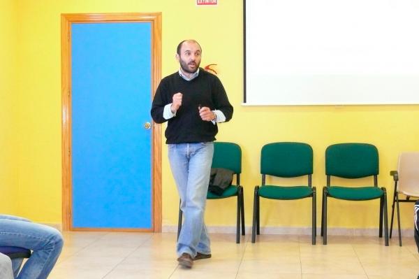 Curso manipulacion de alimentos en el Centro de la Mujer-2014-03-28-fuente Area de Comunicacion Municipal-17