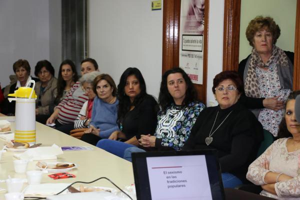 Dia Internacional contra Violencia Genero- noviembre 2014 - Fuente Area de Comunicacion Municipal - 76