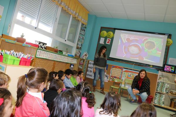 talleres de igualdad en enseñanza infantil-abril 2015-fuente Area Comunicacion Municipal-12