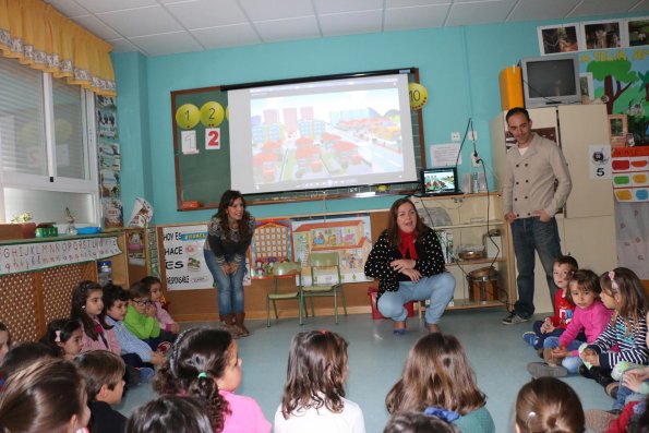 talleres de igualdad en enseñanza infantil-abril 2015-fuente Area Comunicacion Municipal-17