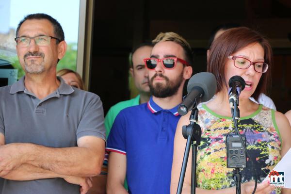 Bandera y apoyo institucional al colectivo LGTBI -2015-06-28-fuente Area de Comunicación Municipal-054