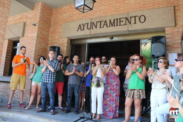 Bandera y apoyo institucional al colectivo LGTBI -2015-06-28-fuente Area de Comunicación Municipal-067