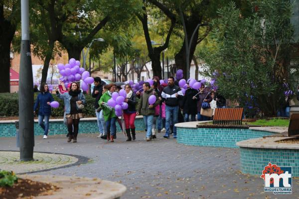 Marcha en el Dia Internacional contra la violencia de genero 2018-Fuente imagen Area Comunicacion Ayuntamiento Miguelturra-024