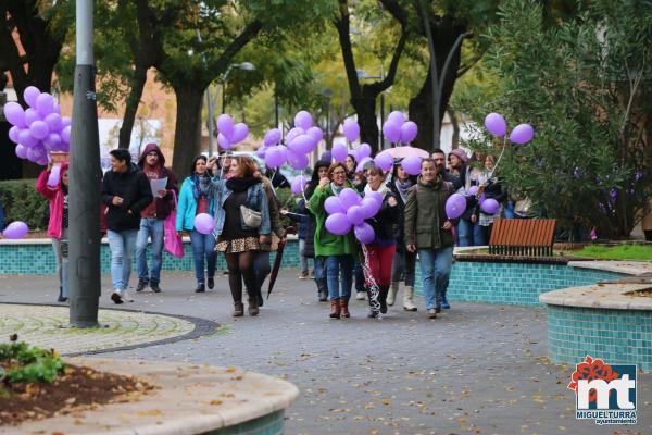 Marcha en el Dia Internacional contra la violencia de genero 2018-Fuente imagen Area Comunicacion Ayuntamiento Miguelturra-025