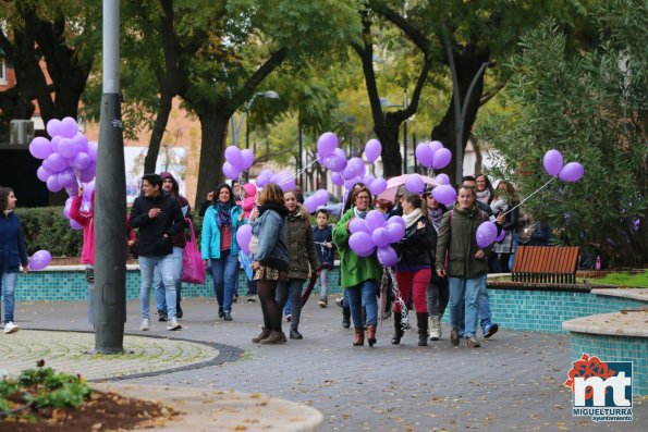 Marcha en el Dia Internacional contra la violencia de genero 2018-Fuente imagen Area Comunicacion Ayuntamiento Miguelturra-026