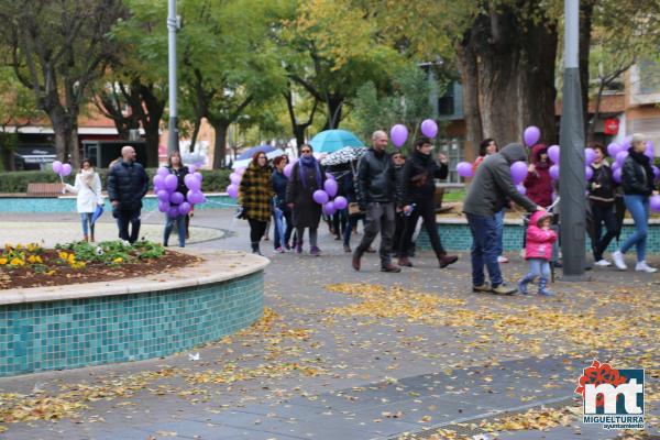 Marcha en el Dia Internacional contra la violencia de genero 2018-Fuente imagen Area Comunicacion Ayuntamiento Miguelturra-035