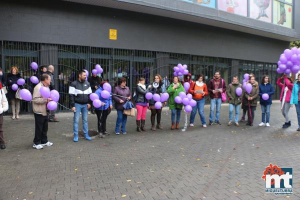 Marcha en el Dia Internacional contra la violencia de genero 2018-Fuente imagen Area Comunicacion Ayuntamiento Miguelturra-042