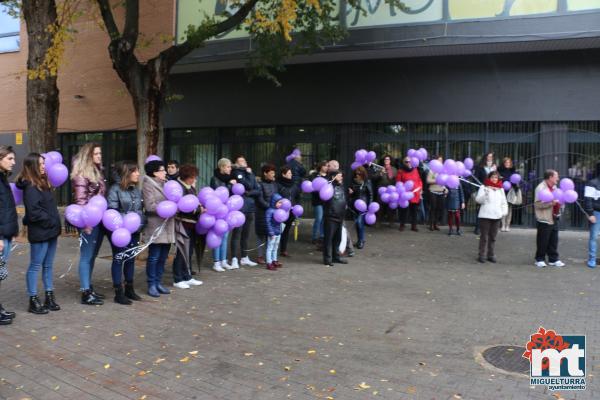 Marcha en el Dia Internacional contra la violencia de genero 2018-Fuente imagen Area Comunicacion Ayuntamiento Miguelturra-044