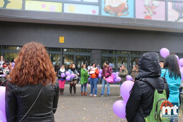 Marcha en el Dia Internacional contra la violencia de genero 2018-Fuente imagen Area Comunicacion Ayuntamiento Miguelturra-045