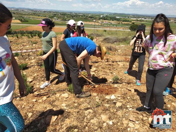 Escolares en San Isidro-Dia del Arbol-2019-Fuente imagen Area de Medio Ambiente del Ayuntamiento Miguelturra-020