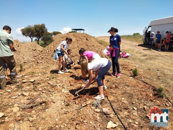 Escolares en San Isidro-Dia del Arbol-2019-Fuente imagen Area de Medio Ambiente del Ayuntamiento Miguelturra-040