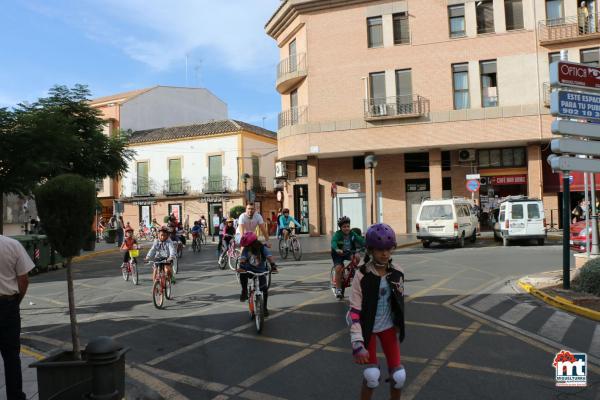 Informacion-conductores-as-y-Bici Paseo-Semana-Europea-Movilidad-2016-Miguelturra-fuente-Area-de-Comunicación-Municipal-046
