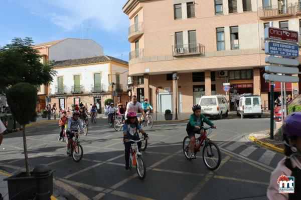 Informacion-conductores-as-y-Bici Paseo-Semana-Europea-Movilidad-2016-Miguelturra-fuente-Area-de-Comunicación-Municipal-047