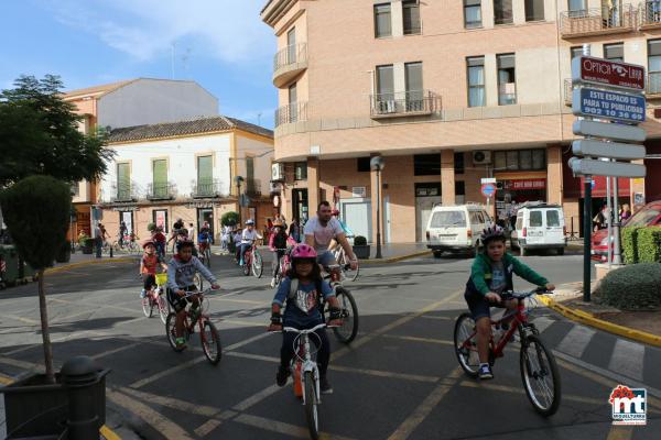 Informacion-conductores-as-y-Bici Paseo-Semana-Europea-Movilidad-2016-Miguelturra-fuente-Area-de-Comunicación-Municipal-048