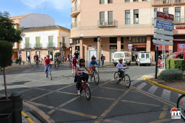 Informacion-conductores-as-y-Bici Paseo-Semana-Europea-Movilidad-2016-Miguelturra-fuente-Area-de-Comunicación-Municipal-049
