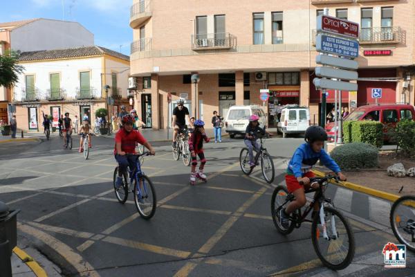 Informacion-conductores-as-y-Bici Paseo-Semana-Europea-Movilidad-2016-Miguelturra-fuente-Area-de-Comunicación-Municipal-051