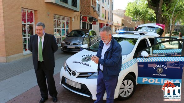 Nuevo vehiculo de la Policia Local de Miguelturra- 2015-05-06 - fuente Area de Comunicación Municipal-002