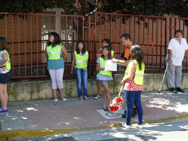 Parada infantil de Trafico. Proteccion Civil y CP Benito Perez Galdos-13-06-2011-fuente Area Comunicacion Municipal-010