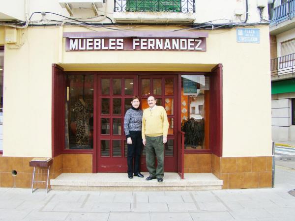 Muebles Fernandez-marzo 2011-fuente www.miguelturra.es-012