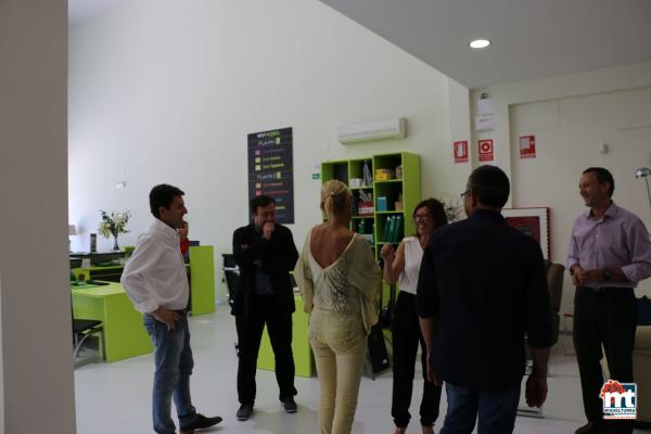 Visita institucional a la tienda de muebles Mymobel-2015-09-24-fuente Area de Comunicación Municipal-005