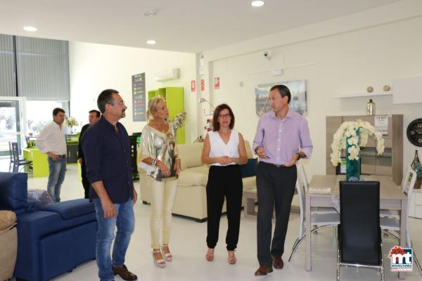 Visita institucional a la tienda de muebles Mymobel-2015-09-24-fuente Area de Comunicación Municipal-006