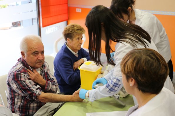 Semana de la Salud-Noviembre 2014-21-fuente Area Comunicacion Municipal-80