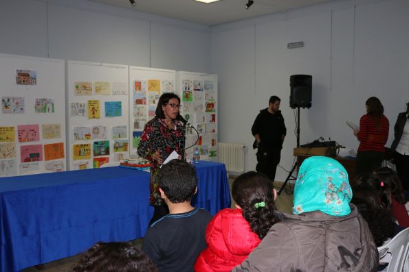 Premios concurso carteles y esloganes contra Absentismo Escolar-2015-03-12-fuente Area Comunicacion Municipal-16