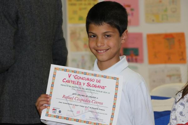 Premios concurso carteles y esloganes contra Absentismo Escolar-2015-03-12-fuente Area Comunicacion Municipal-29