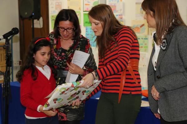 Premios concurso carteles y esloganes contra Absentismo Escolar-2015-03-12-fuente Area Comunicacion Municipal-30