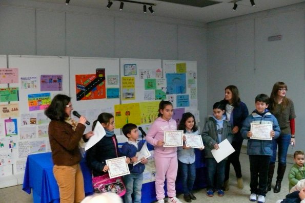 Entrega Premios Cuarto Concurso carteles y sloganes absentismo escolar-2014-02-27-fuente Area de Comunicacion Municipal-14