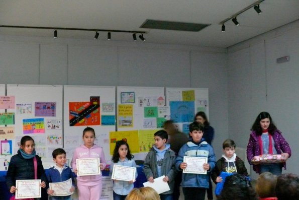 Entrega Premios Cuarto Concurso carteles y sloganes absentismo escolar-2014-02-27-fuente Area de Comunicacion Municipal-17