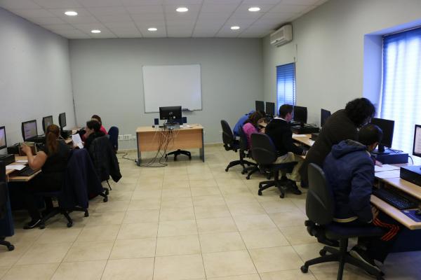 curso informatica basica servicios sociales miguelturra-2016-04-20-fuente area de comunicacion municipal-11